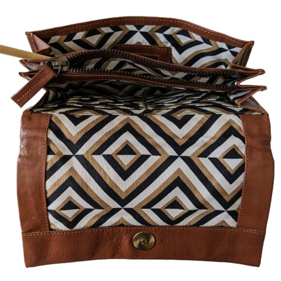 LATICO ELOISE ENVELOPE WALLET - Picture 7 of 7